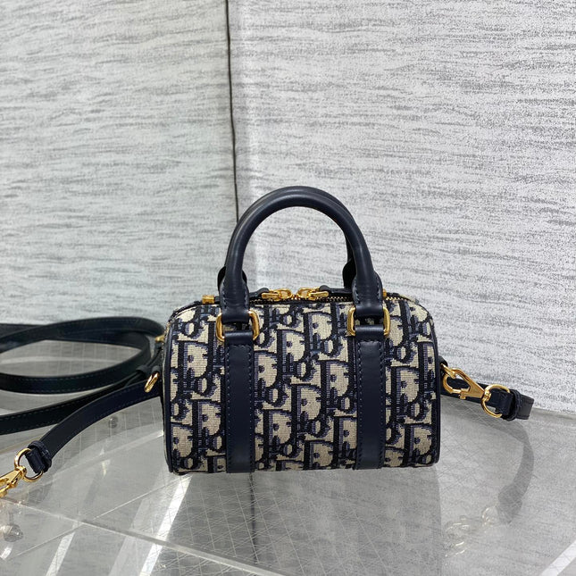 GROOVE MINI 17 BAG IN BLACK MIX BEIGE OBLIQUE MONOGRAM JACQUARD