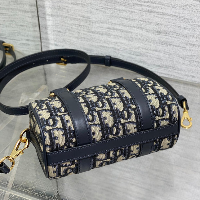 GROOVE MINI 17 BAG IN BLACK MIX BEIGE OBLIQUE MONOGRAM JACQUARD