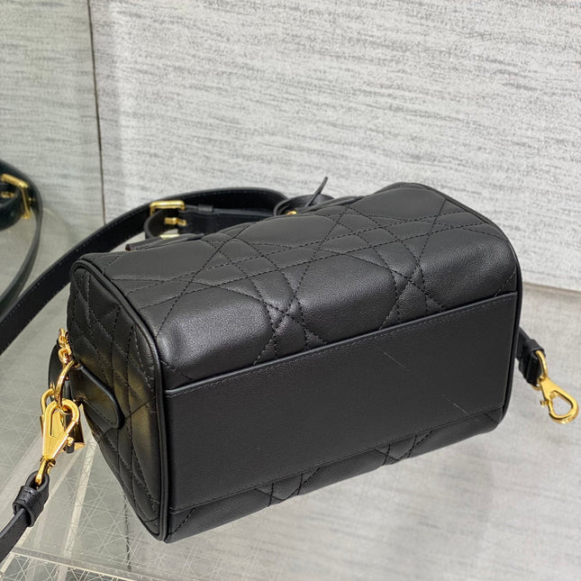 GROOVE MINI 20 BAG IN BLACK LAMBSKIN