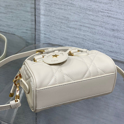 GROOVE MINI 17 BAG IN WHITE CREAM LAMBSKIN