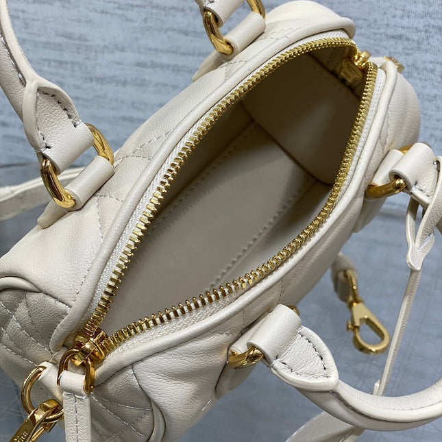 GROOVE MINI 17 BAG IN WHITE CREAM LAMBSKIN