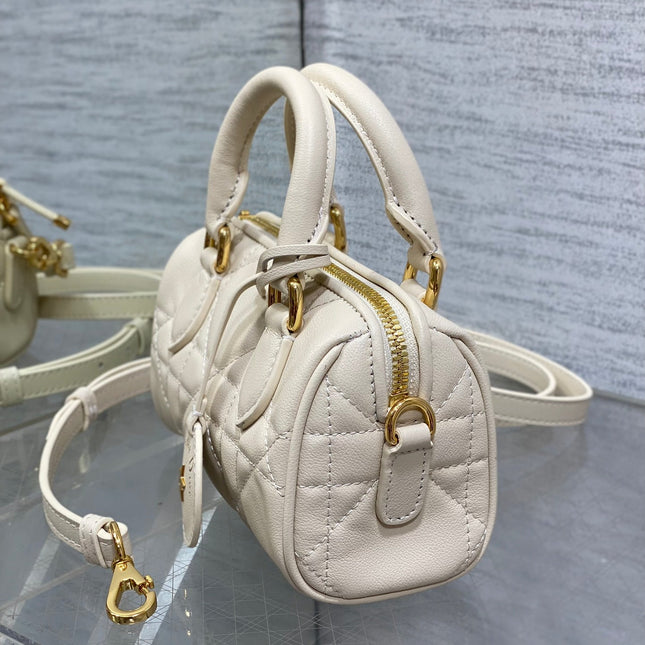 GROOVE MINI 17 BAG IN WHITE CREAM LAMBSKIN