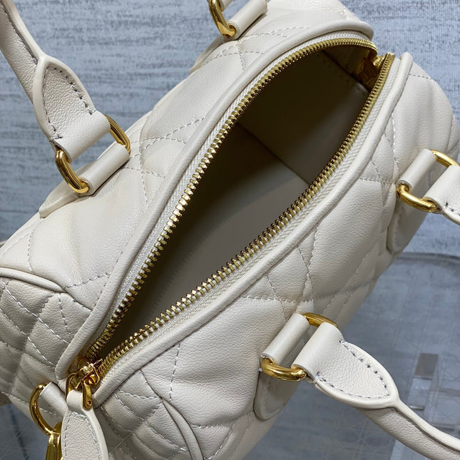 GROOVE 20 BAG IN WHITE CREAM LAMBSKIN