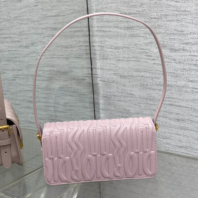 FLAP BAG 18 PALE PINK QUILTED ALLOVER CALFSKIN