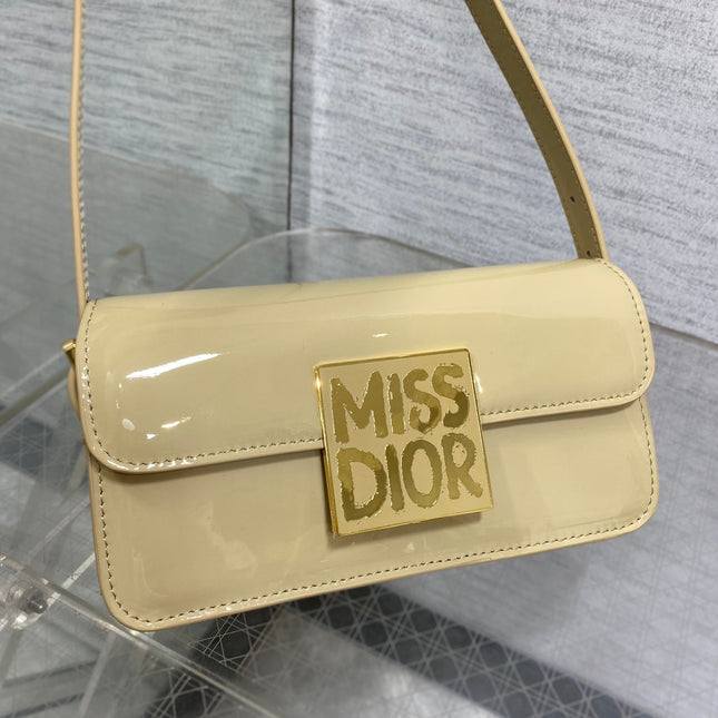 FLAP BAG 18 IN WHEAT TAN PATENT CALFSKIN
