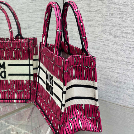 MISS TOTE 26 IN MAGENTA PURPLE CANVAS