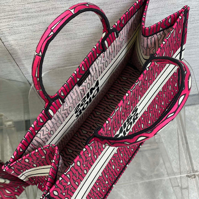 MISS LARGE TOTE 42 IN MAGENTA PURPLE CANVAS