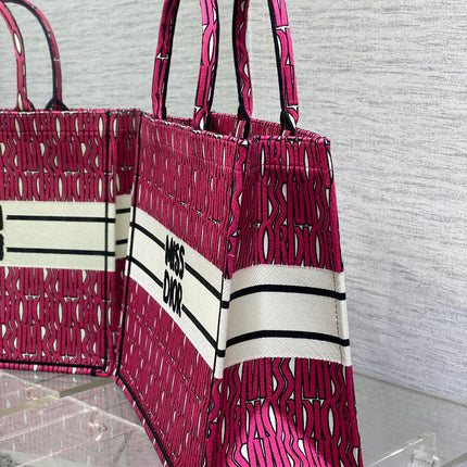 MISS LARGE TOTE 42 IN MAGENTA PURPLE CANVAS