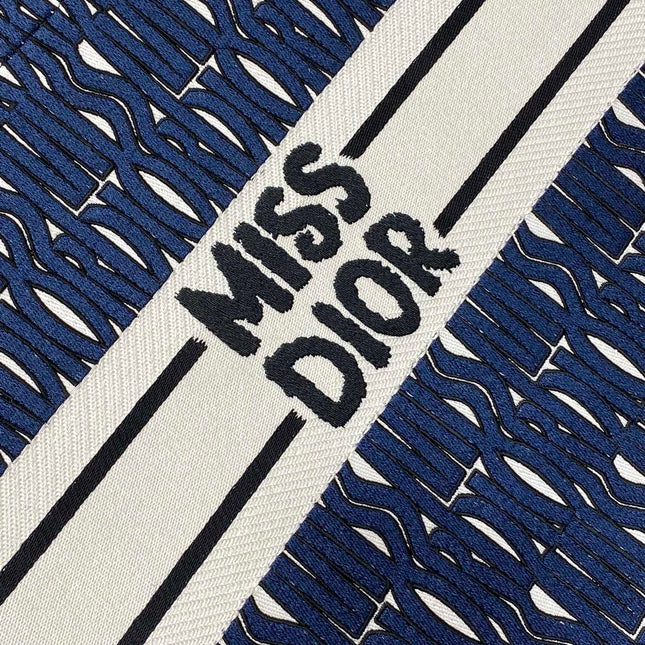 MISS LARGE TOTE 42 IN WHITE MIX DEEP COVE BLUE CANVAS