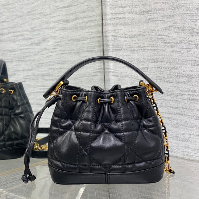SMALL 18 JOLIE BUCKET BAG BLACK MACROCANNAGE LAMBSKIN