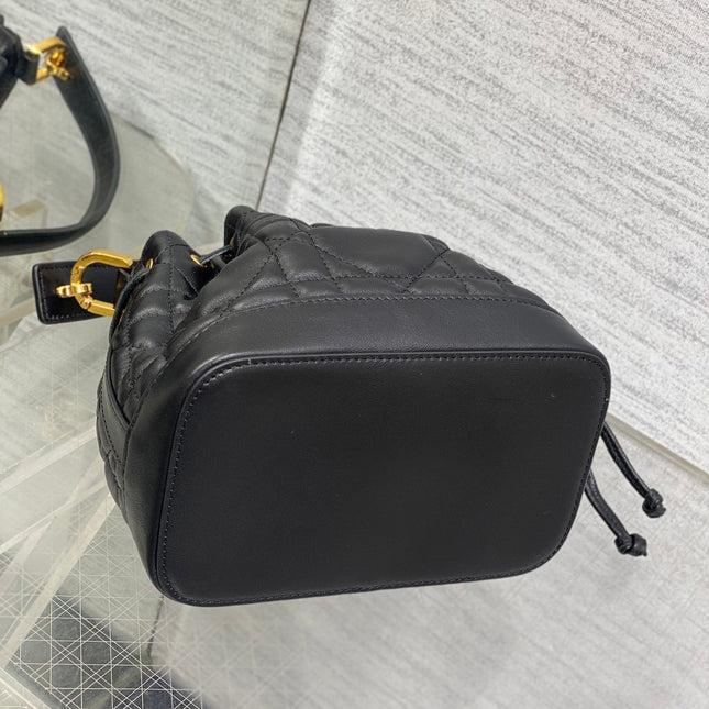 SMALL 18 JOLIE BUCKET BAG BLACK MACROCANNAGE LAMBSKIN