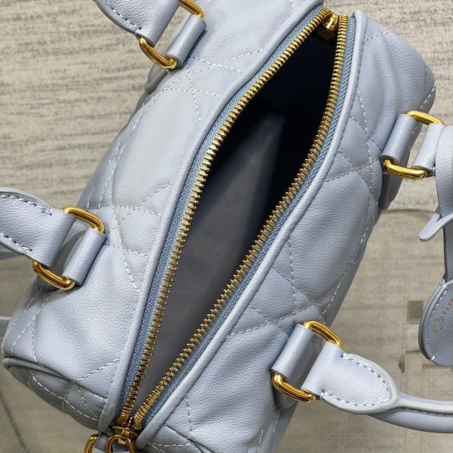 GROOVE 20 BAG IN LIGHT BLUE LAMBSKIN