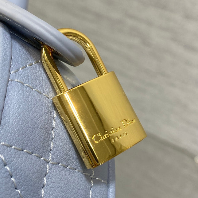 GROOVE 20 BAG IN LIGHT BLUE LAMBSKIN