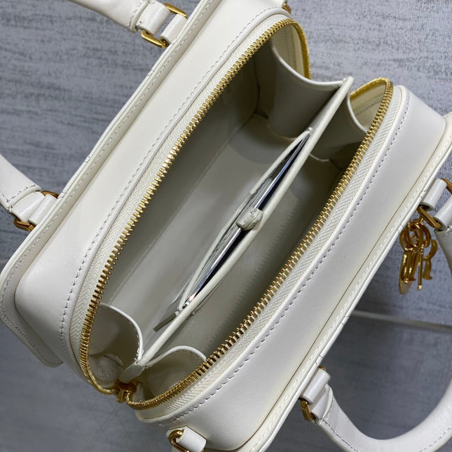 MINI GROOVE BAG 20 IN WHITE MACROCANNAGE LAMBSKIN 226485