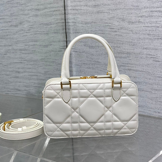 MINI GROOVE BAG 20 IN WHITE MACROCANNAGE LAMBSKIN 226485