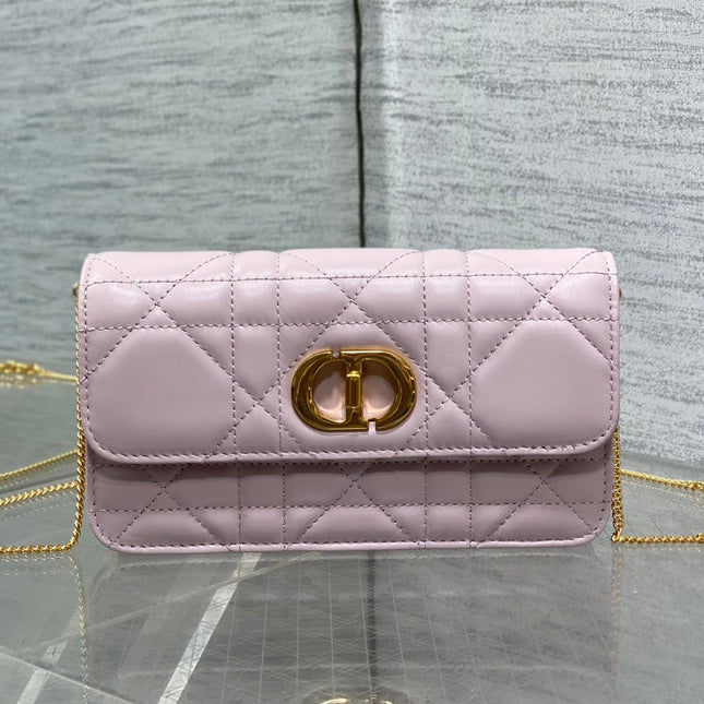 MONTAIGNE AVENUE MINI 19 BAG IN LIGHT PINK CALFSKIN WITH GOLD HARDWARE