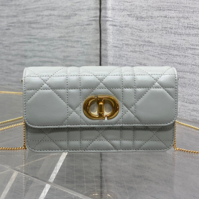 MONTAIGNE AVENUE MINI 19 BAG IN PISTACHIO GREEN CALFSKIN WITH GOLD HARDWARE