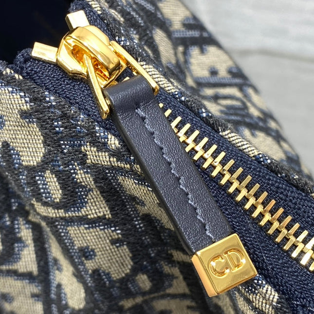WALK IN PURSE 36 BAG BLUE OBLIQUE JACQUARD