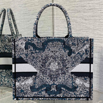 MEIDUM 36 BOOK TOTE IN BLACK CANVAS 226297