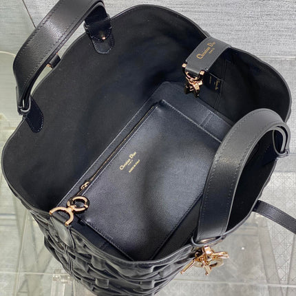 ALWAYS MEDIUM 28 BAG IN BLACK MACROCANNAGE CALFSKIN