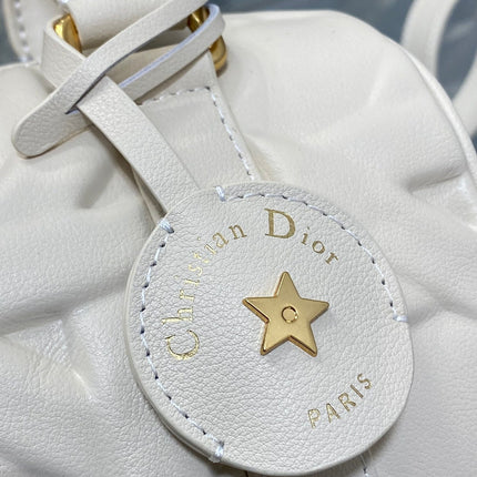 GROOVE 20 BAG IN WHITE CREAM MACROCANNAGE CALFSKIN WITH GOLD HARDWARE