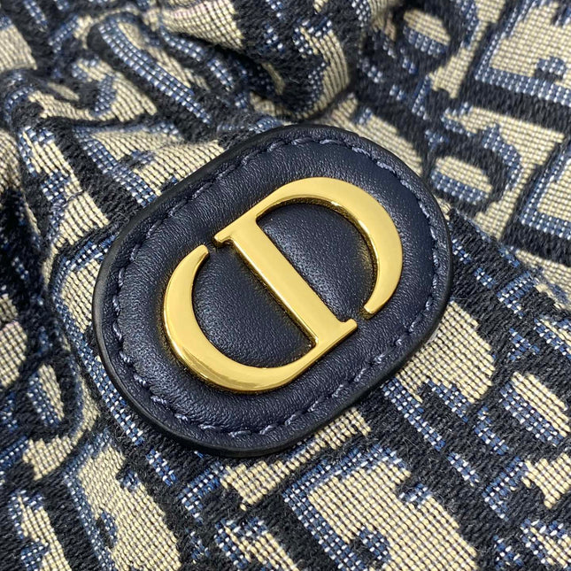MONTAIGNE MINI 18 BUCKET BAG WITH DRAWSTRING IN BLUE OBLIQUE JACQUARD