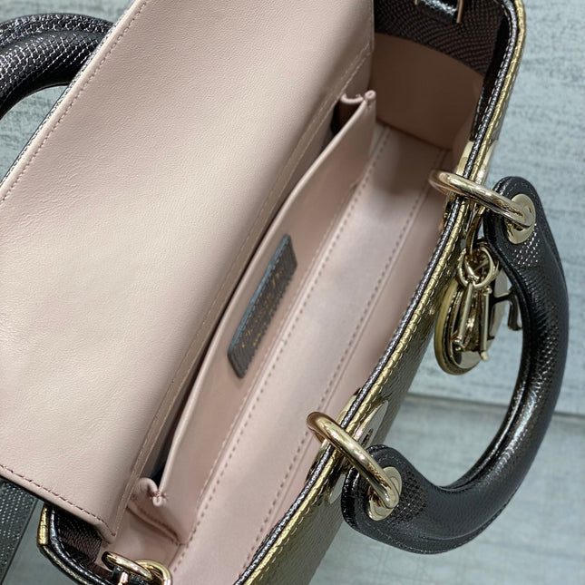 MEDIUM 22 LADY BAG IN GOLD METALLIC LAMBSKIN