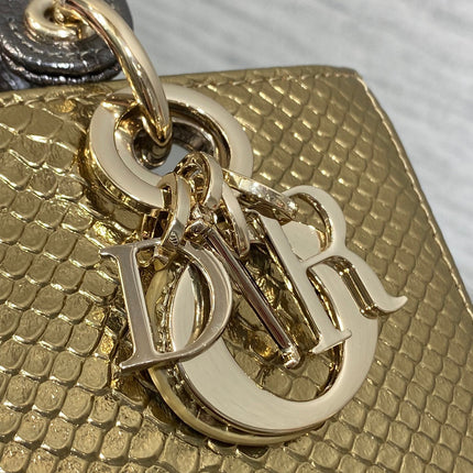 MEDIUM 16 LADY BAG IN GOLD METALLIC LAMBSKIN