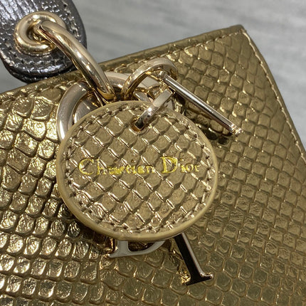 MEDIUM 16 LADY BAG IN GOLD METALLIC LAMBSKIN