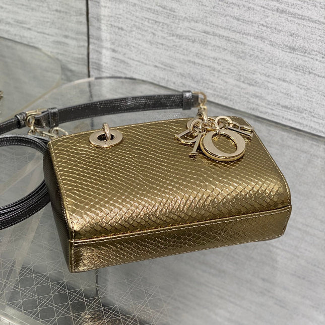 MEDIUM 16 LADY BAG IN GOLD METALLIC LAMBSKIN