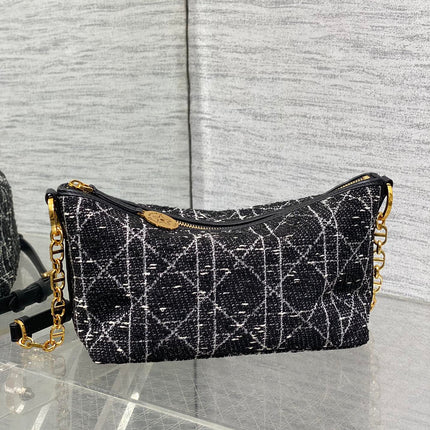 STAR HOBO 28 BAG WITH CHAIN BLACK MIX WHITE CANNAGE TWEED WITH GOLD HARDWARE