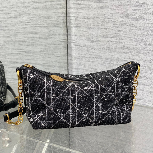 STAR HOBO 28 BAG WITH CHAIN BLACK MIX WHITE CANNAGE TWEED WITH GOLD HARDWARE