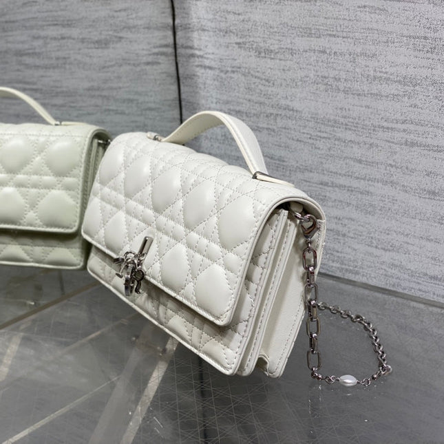DIOR 25S DIOR TALK PHONE POUCH 21 IN WHITE CANNAGE LAMBSKIN SILVER HARDWARE