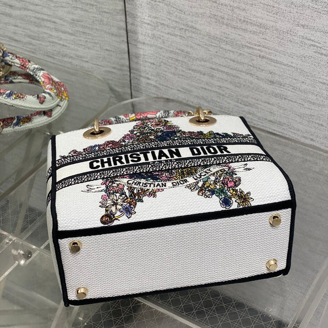 DIOR 25S SMALL LADY D-LITE BAG 24 IN WHITE RED DIOR STAR EMBROIDERY