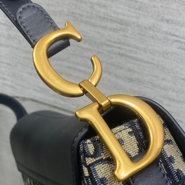 DIOR 25S MEDIUM SOFT SADDLE BAG 25 IN BLUE DIOR OBLIQUE JACQUARD AND SMOOTH CALFSKIN