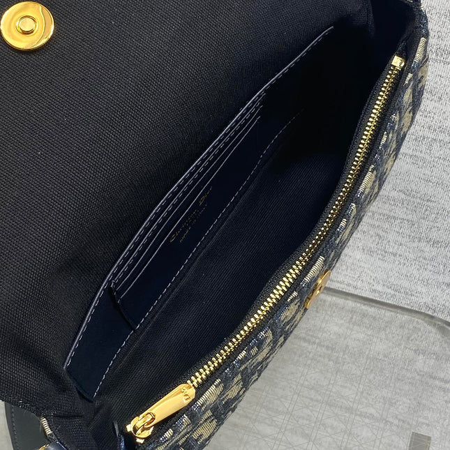 DIOR 25S 30 MONTAIGNE AVENUE BAG 23 IN BLUE CANVAS DIOR OBLIQUE JACQUARD