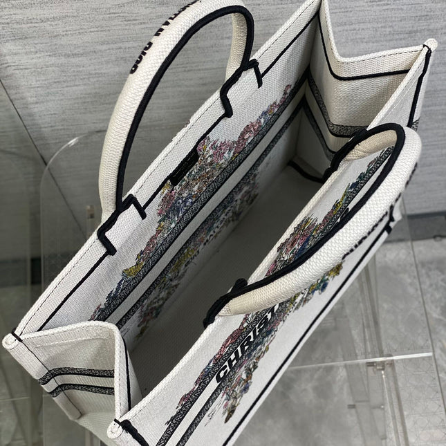 DIOR 25S LUCKY LARGE DIOR BOOK TOTE 42 IN WHITE MULTICOLOR DIOR STAR EMBROIDERY