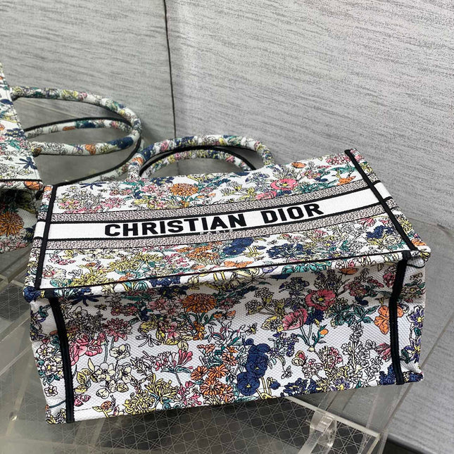 DIOR 25S LUCKY MEDIUM BOOK TOTE 36 IN MULTICOLOR COTTON FLOWERS CALENDAR ALLOVER EMBROIDERY