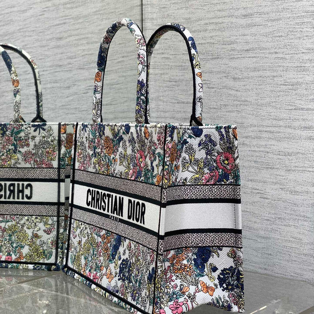 DIOR 25S LUCKY MEDIUM BOOK TOTE 36 IN MULTICOLOR COTTON FLOWERS CALENDAR ALLOVER EMBROIDERY
