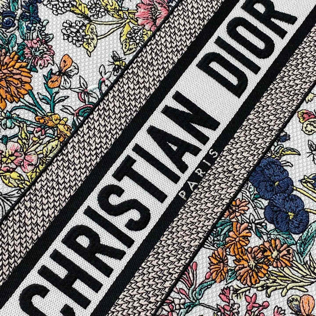 DIOR 25S LUCKY MEDIUM BOOK TOTE 36 IN MULTICOLOR COTTON FLOWERS CALENDAR ALLOVER EMBROIDERY