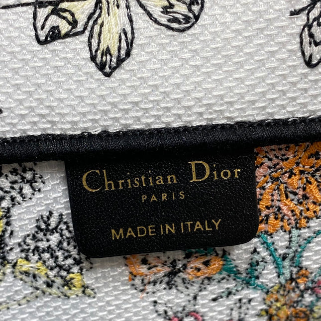 DIOR 25S LUCKY MEDIUM BOOK TOTE 36 IN MULTICOLOR COTTON FLOWERS CALENDAR ALLOVER EMBROIDERY