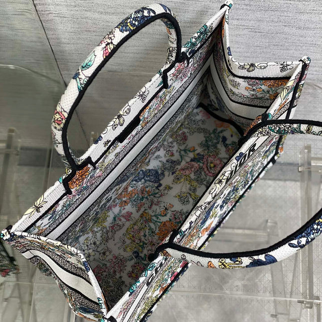 DIOR 25S LUCKY MEDIUM BOOK TOTE 36 IN MULTICOLOR COTTON FLOWERS CALENDAR ALLOVER EMBROIDERY