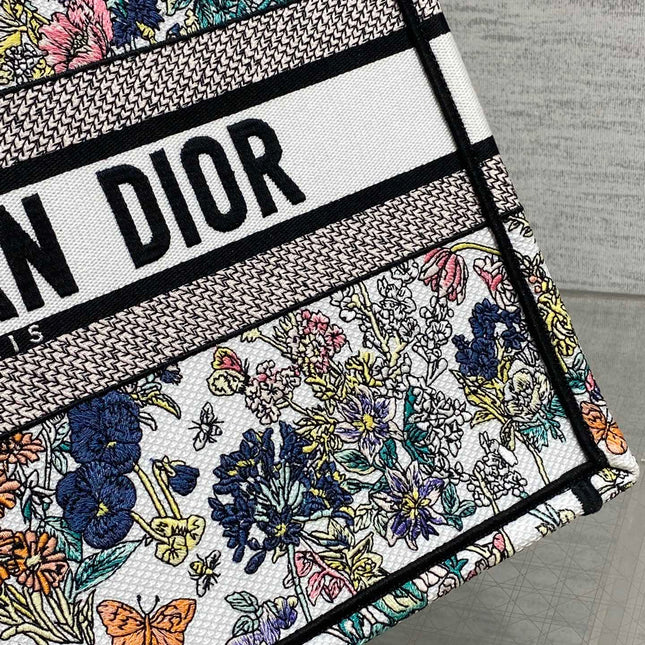 DIOR 25S LUCKY MEDIUM BOOK TOTE 36 IN MULTICOLOR COTTON FLOWERS CALENDAR ALLOVER EMBROIDERY
