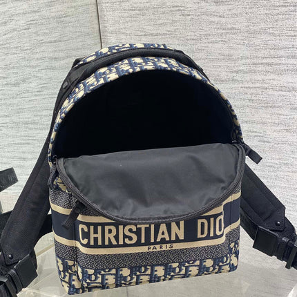 DIOR 25S TRAVEL BACKPACK 31 IN BLUE CANVAS OBLIQUE JACQUARD