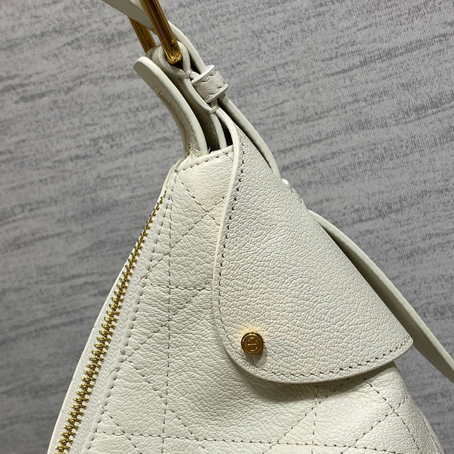 DIOR 25S VOYAGE BAG 34 IN IVORY FLAT MACROCANNAGE GRAINED CALFSKIN