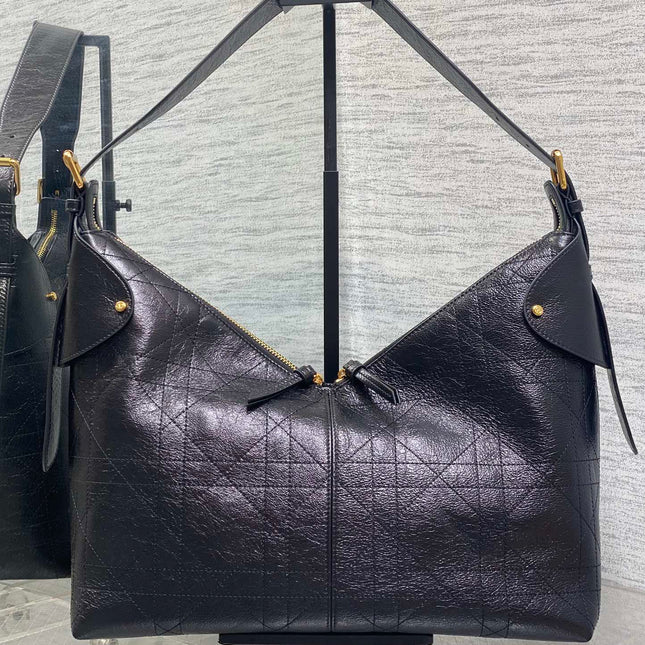 DIOR 25S VOYAGE BAG 34 IN BLACK FLAT MACROCANNAGE GRAINED GLOSSY CALFSKIN
