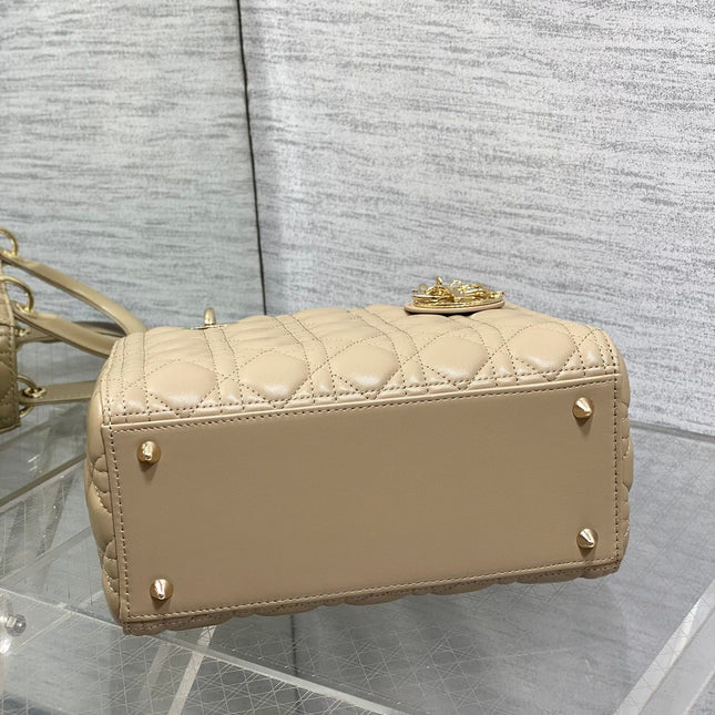 DIOR 25S MEDIUM LADY BAG 24 IN POWDER BEIGE CALFSKIN GOLD HARDWARE