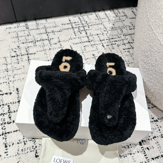 LW SHEARLING THONG SLIPPER IN BLACK