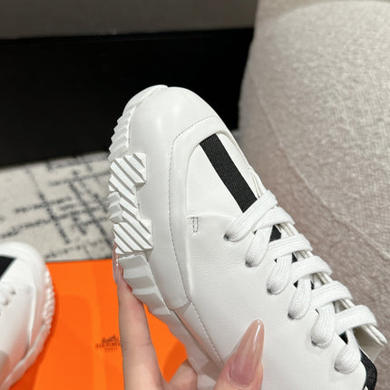 BOUNCING SNEAKER IN WHITE MIX BLACK CALFSKIN