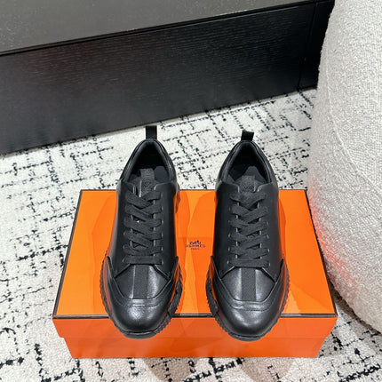 BOUNCING SNEAKER IN FULL BLACK CALFSKIN